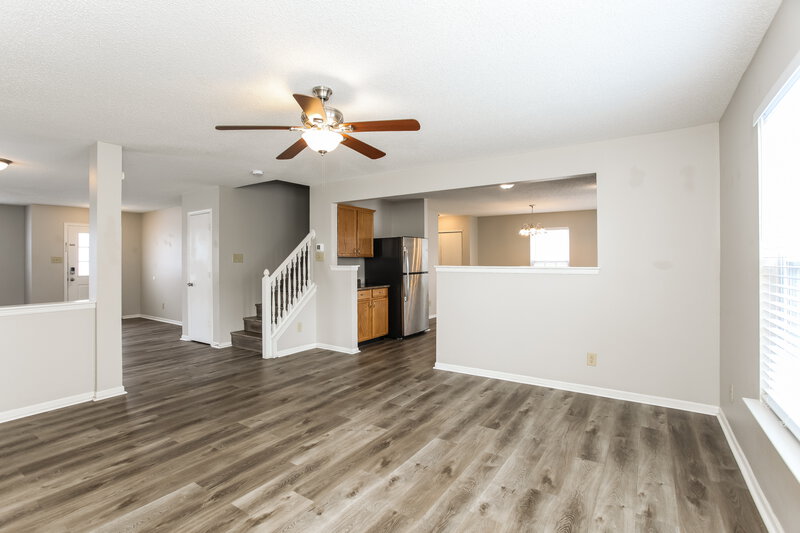 1,910/Mo, 10743 Timothy Ln Indianapolis, IN 46231 Family Room View 2