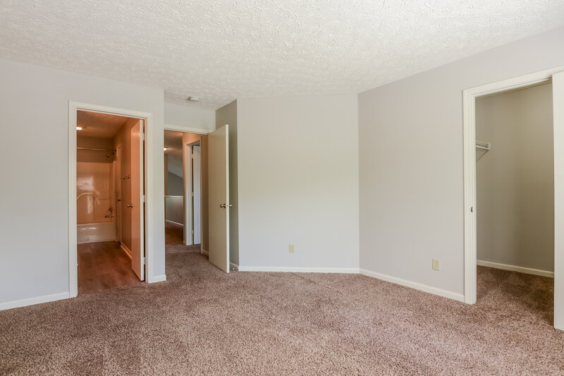 1,790/Mo, 4465 Connaught West Dr Plainfield, IN 46168 Main Bedroom View 2