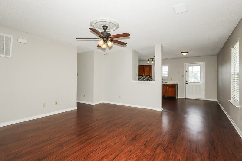 1,655/Mo, 2174 Providence Dr Greenwood, IN 46143 Living Room View