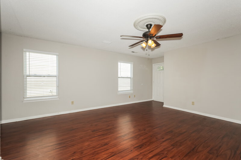 1,655/Mo, 2174 Providence Dr Greenwood, IN 46143 Living Room View 3
