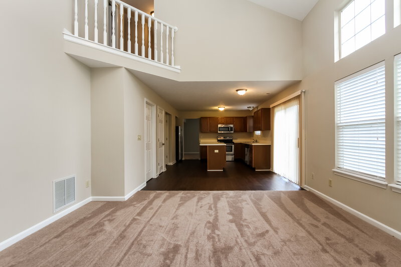 1,915/Mo, 3833 Cherry Blossom Blvd Indianapolis, IN 46237 Family Room View