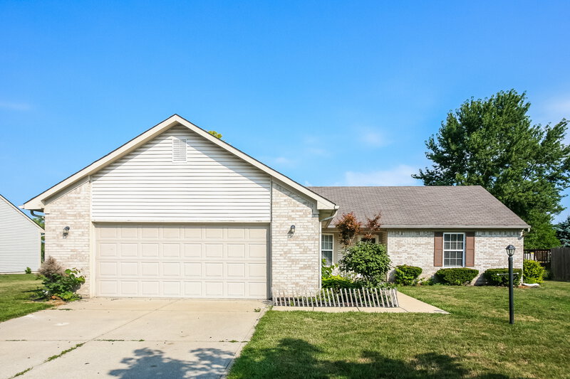 2,010/Mo, 6612 Rushing Riv Noblesville, IN 46062 External View