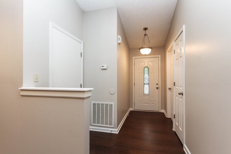 1,805/Mo, 1327 Grand Canyon Cir Franklin, IN 46131 Foyer View