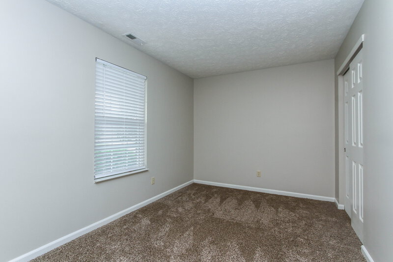 1,805/Mo, 1327 Grand Canyon Cir Franklin, IN 46131 Bedroom View 3