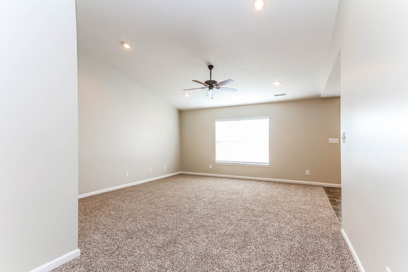 1,420/Mo, 5540 Galia Ln Bargersville, IN 46106 Living Room View