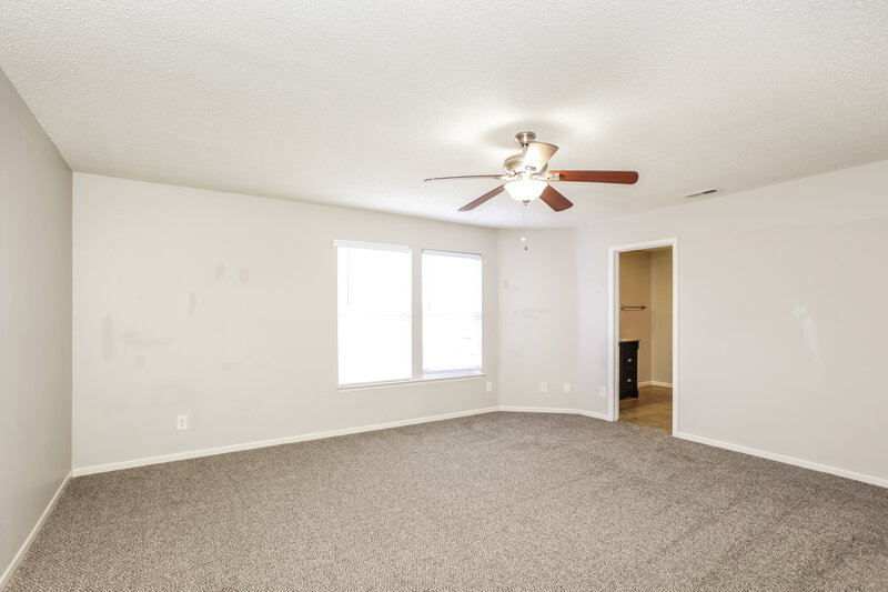 2,150/Mo, 10153 Split Rock Way Indianapolis, IN 46234 Main Bedroom View