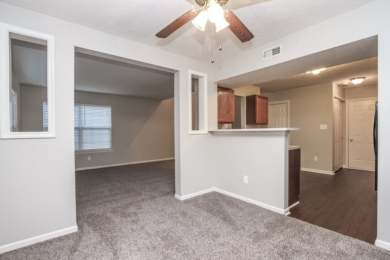 2,050/Mo, 4633 Owls Nest Pl Indianapolis, IN 46254 Dining Room View