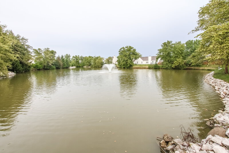 2,050/Mo, 4633 Owls Nest Pl Indianapolis, IN 46254 Exterior View 2