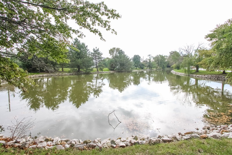 2,050/Mo, 4633 Owls Nest Pl Indianapolis, IN 46254 Exterior View 3