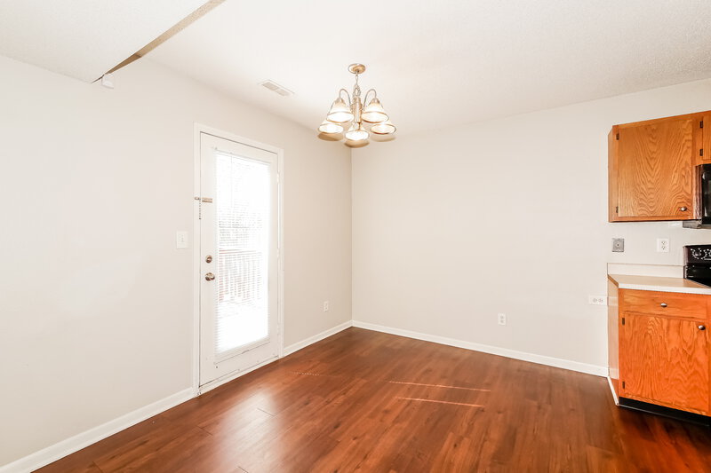 1,760/Mo, 10309 Cadogan Dr Indianapolis, IN 46236 Dining Room View