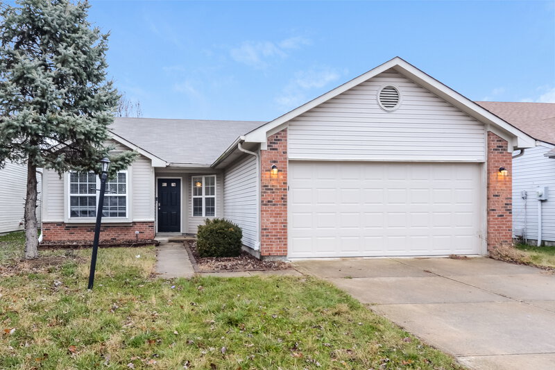 1,800/Mo, 1456 Galway Ct Indianapolis, IN 46217 External View