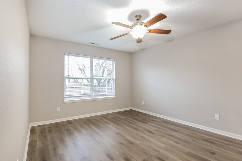 1,800/Mo, 1456 Galway Ct Indianapolis, IN 46217 Main Bedroom View