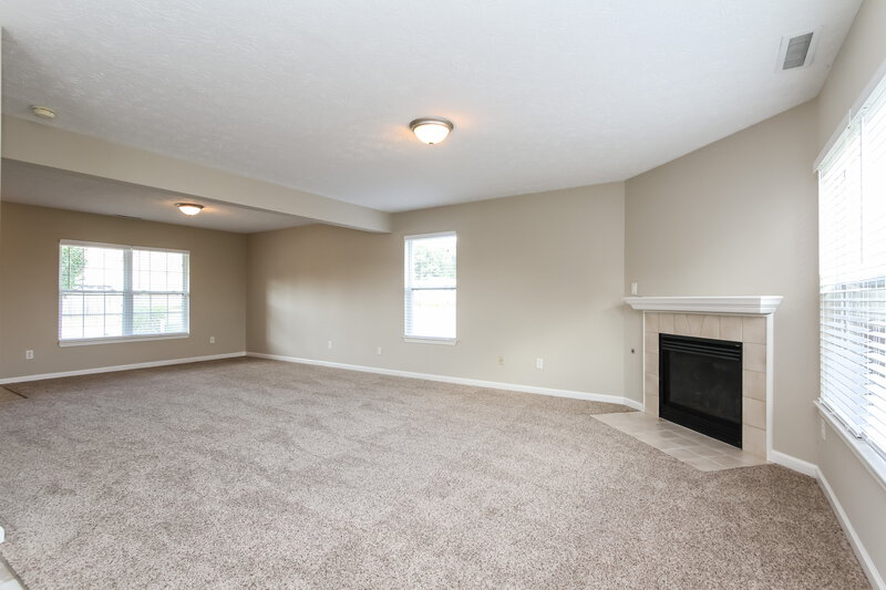 2,295/Mo, 1255 Spring Ridge Cir Brownsburg, IN 46112 Living Room View 3