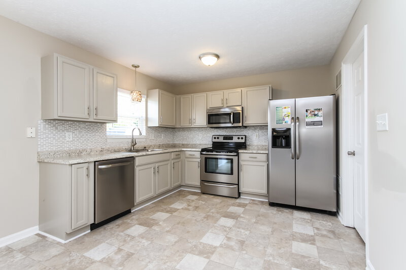 2,295/Mo, 1255 Spring Ridge Cir Brownsburg, IN 46112 Kitchen View