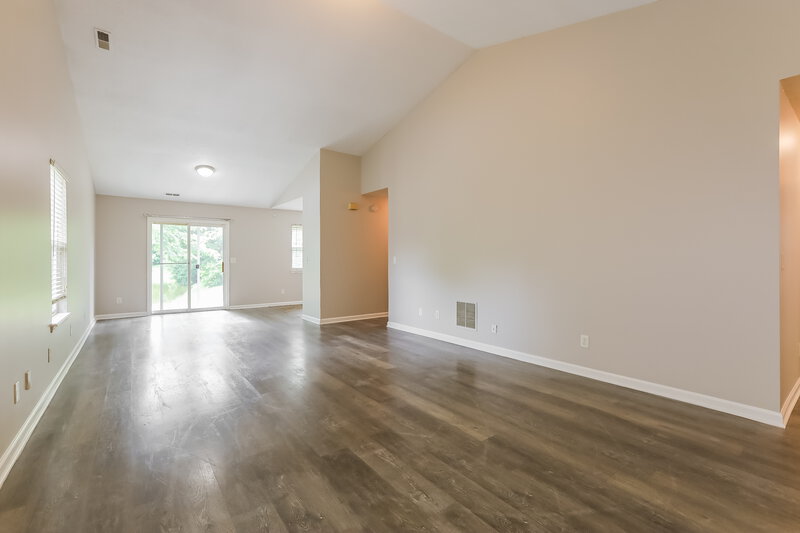 1,860/Mo, 1852 Kayla Dr Indianapolis, IN 46234 Living Room View