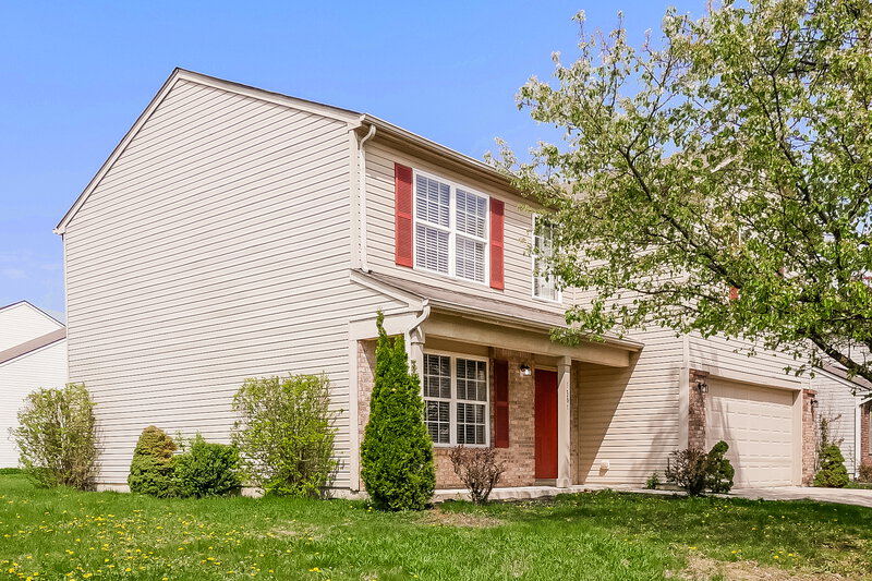 2,055/Mo, 1361 Blue Ridge Ln Brownsburg, IN 46112 Front View