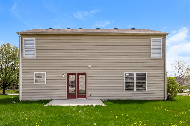 2,055/Mo, 1361 Blue Ridge Ln Brownsburg, IN 46112 Rear View