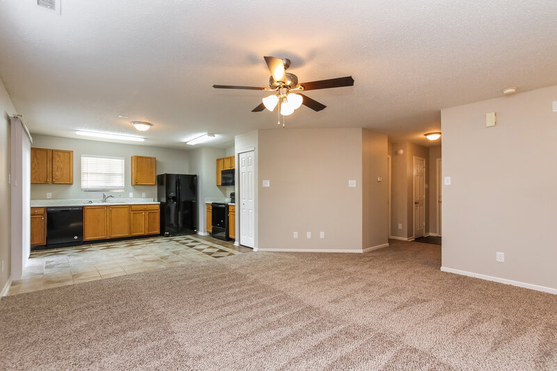 2,890/Mo, 691 Wheat Field Ln New Whiteland, IN 46184 Living Room View 2