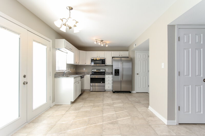 2,125/Mo, 7414 Angus Way Indianapolis, IN 46217 Dining Room View