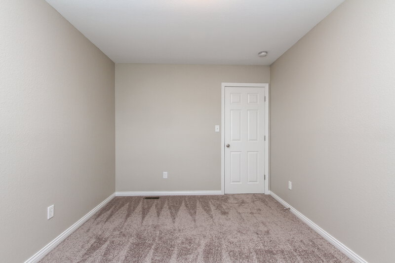 2,125/Mo, 7414 Angus Way Indianapolis, IN 46217 Master Bedroom View 2