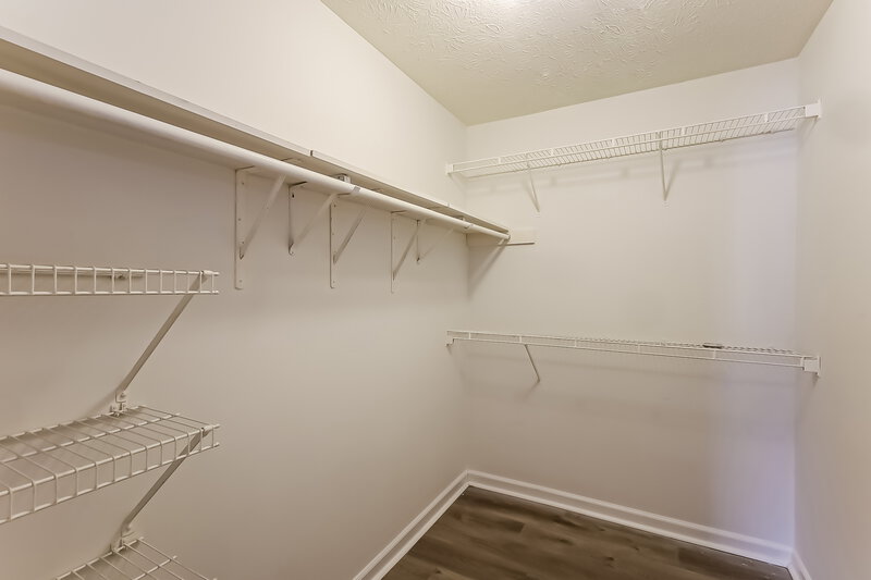 1,790/Mo, 8880 Woodpointe Cir Indianapolis, IN 46234 Walk In Closet View