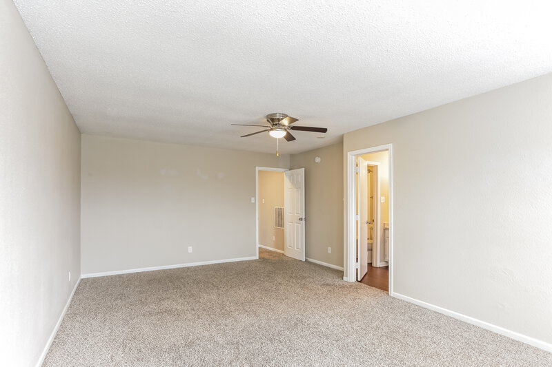 1,690/Mo, 1170 Freemont Ln Greenwood, IN 46143 Main Bedroom View