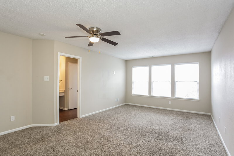 1,690/Mo, 1170 Freemont Ln Greenwood, IN 46143 Main Bedroom View 2