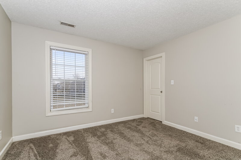 2,375/Mo, 5427 Montavia Ln Indianapolis, IN 46239 Bedroom View 2