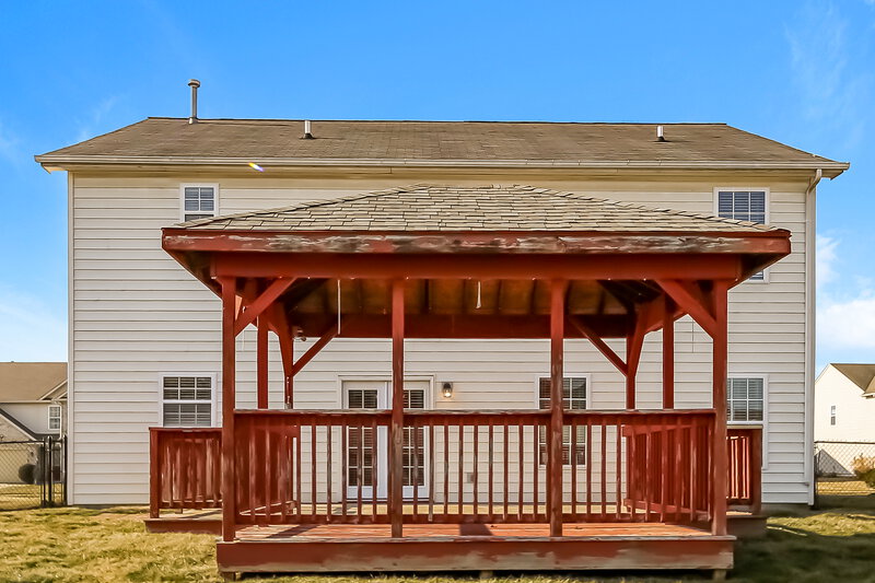 2,375/Mo, 5427 Montavia Ln Indianapolis, IN 46239 Rear View
