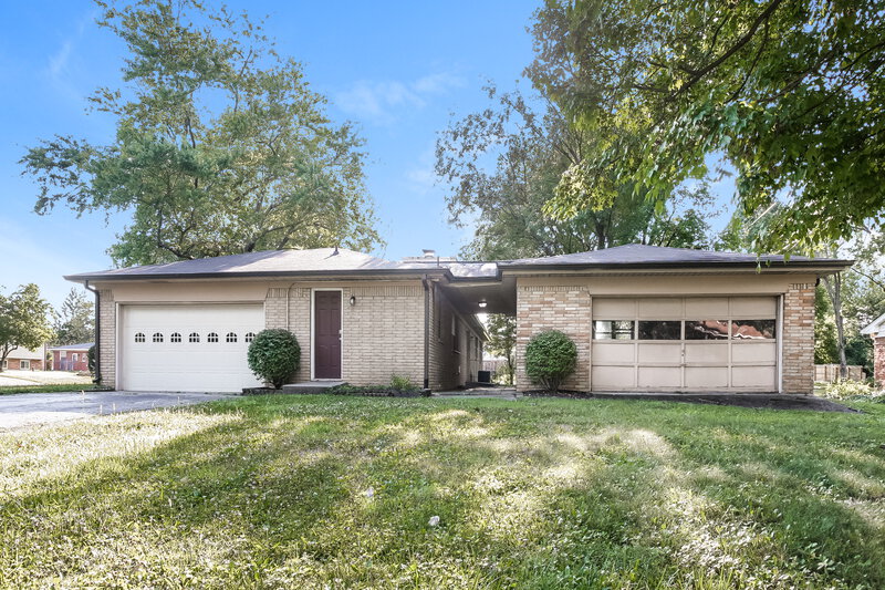 1,825/Mo, 7605 Kimberly Dr Indianapolis, IN 46256 External View