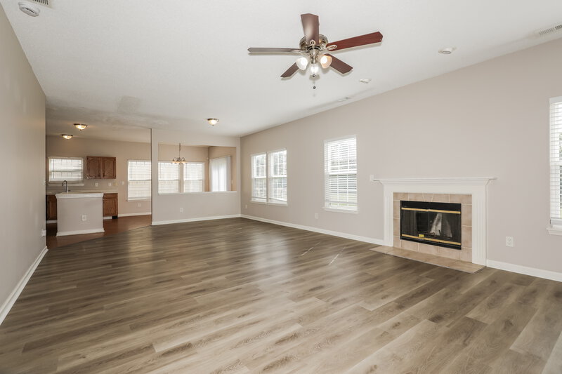 1,910/Mo, 5666 High Timber Ln Indianapolis, IN 46235 Living Room View