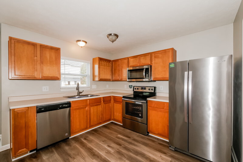 2,690/Mo, 12644 Buck Run Dr Noblesville, IN 46060 Kitchen View