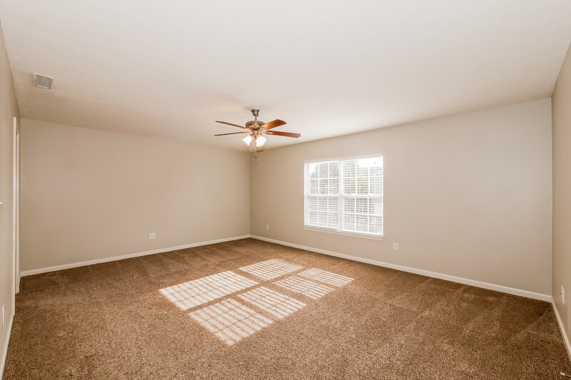 2,690/Mo, 12644 Buck Run Dr Noblesville, IN 46060 Main Bedroom View 2