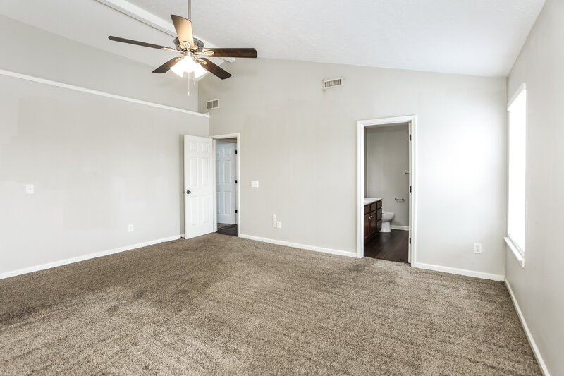 2,500/Mo, 12005 Gatwick View Dr Fishers, IN 46037 Main Bedroom View