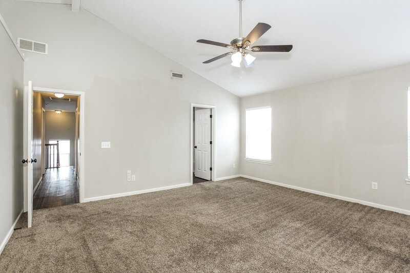 2,500/Mo, 12005 Gatwick View Dr Fishers, IN 46037 Main Bedroom View 2