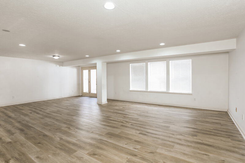 2,500/Mo, 12005 Gatwick View Dr Fishers, IN 46037 Basement View