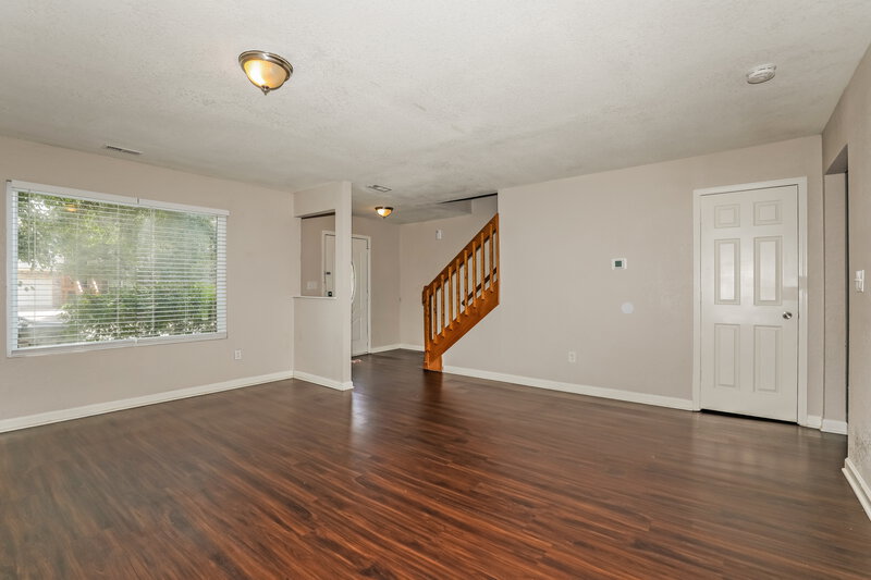 2,055/Mo, 304 East Pine Ridge Drive Westfield, IN 46074 Living Room View