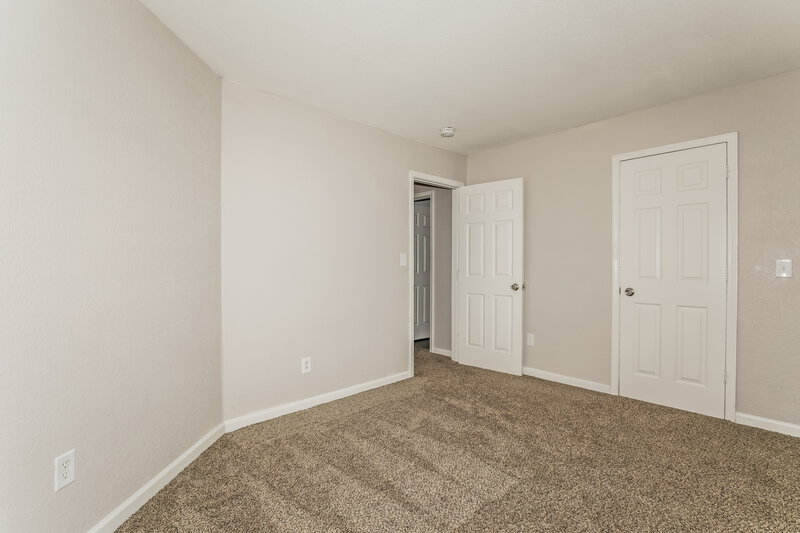 2,055/Mo, 304 East Pine Ridge Drive Westfield, IN 46074 Bedroom View