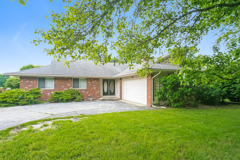 2,685/Mo, 5910 Rahke Rd Indianapolis, IN 46217 External View
