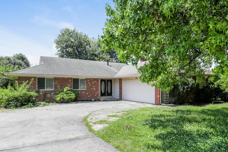1,920/Mo, 5910 Rahke Rd Indianapolis, IN 46217 External View