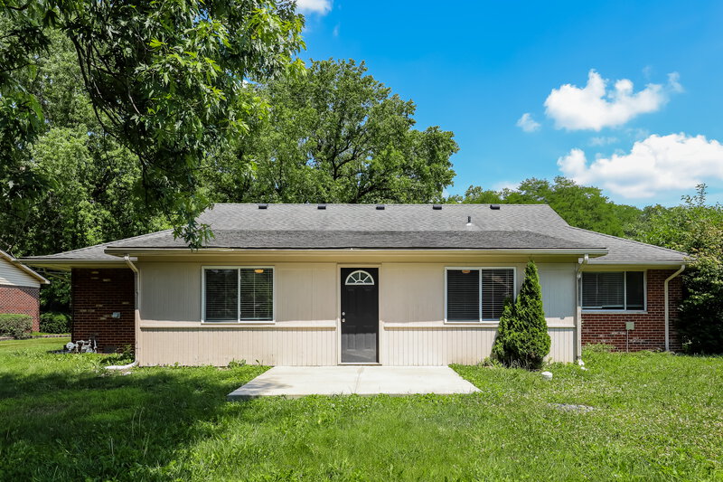 1,920/Mo, 5910 Rahke Rd Indianapolis, IN 46217 Rear View