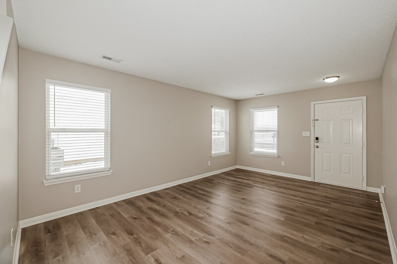 1,825/Mo, 8039 Corktree Dr Indianapolis, IN 46239 Living Room View 2