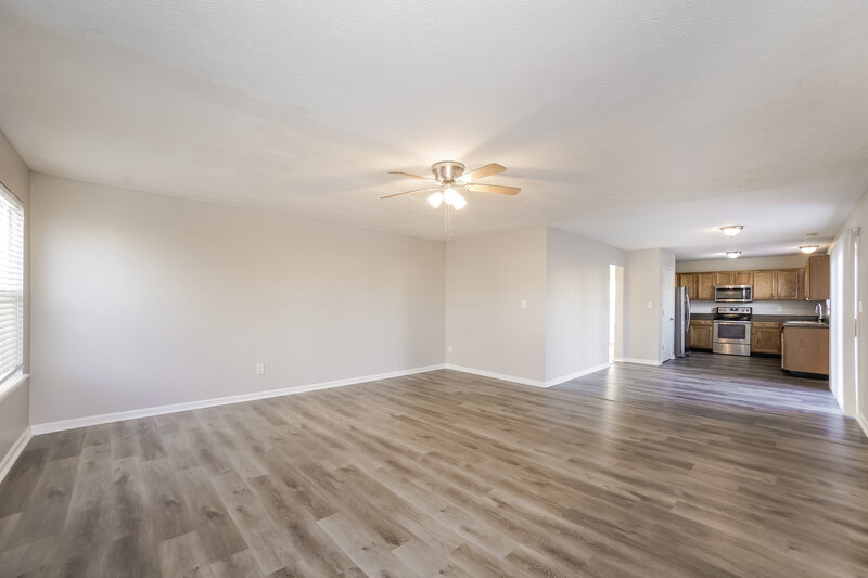 3,080/Mo, 5432 Hammock Glen Dr Indianapolis, IN 46235 Family Room View