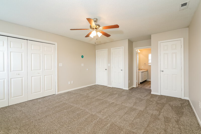 2,850/Mo, 5714 Dollar Run Lane Indianapolis, IN 46221 Main Bedroom View