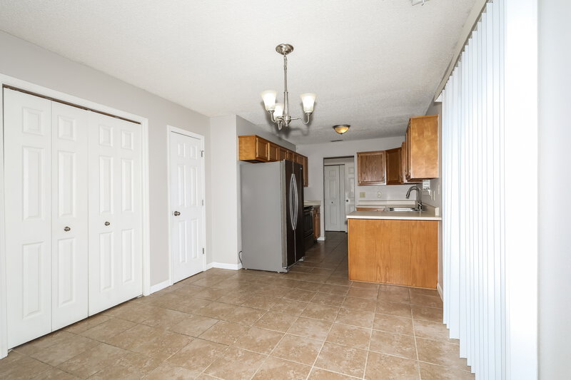 1,935/Mo, 19166 Strand Ct Noblesville, IN 46060 Dining Room View 2