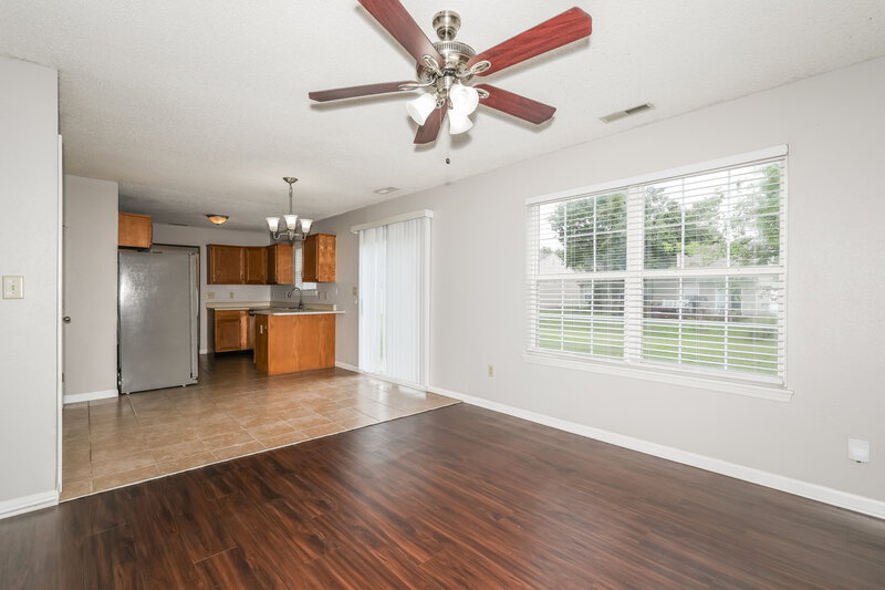 1,935/Mo, 19166 Strand Ct Noblesville, IN 46060 Family Room View 2