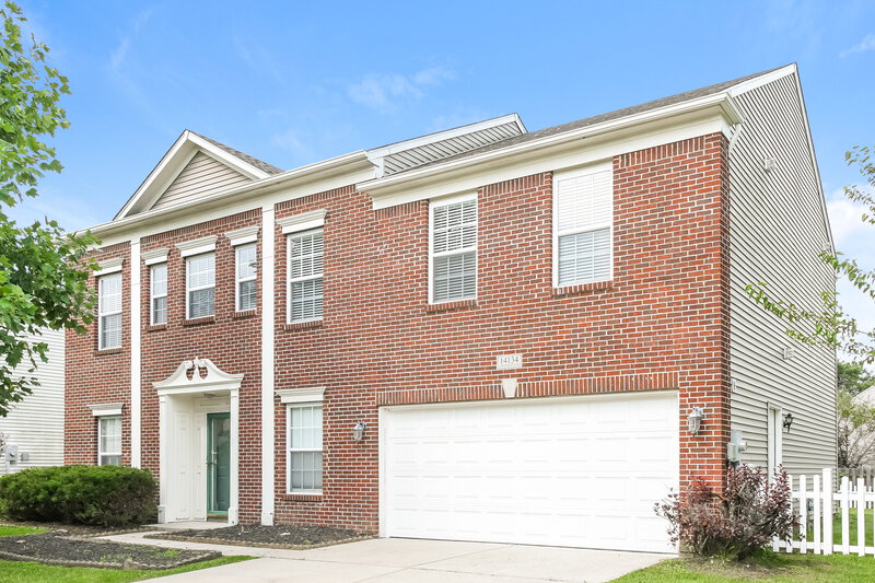 2,670/Mo, 14134 Moonlight Path Fishers, IN 46038 Front View