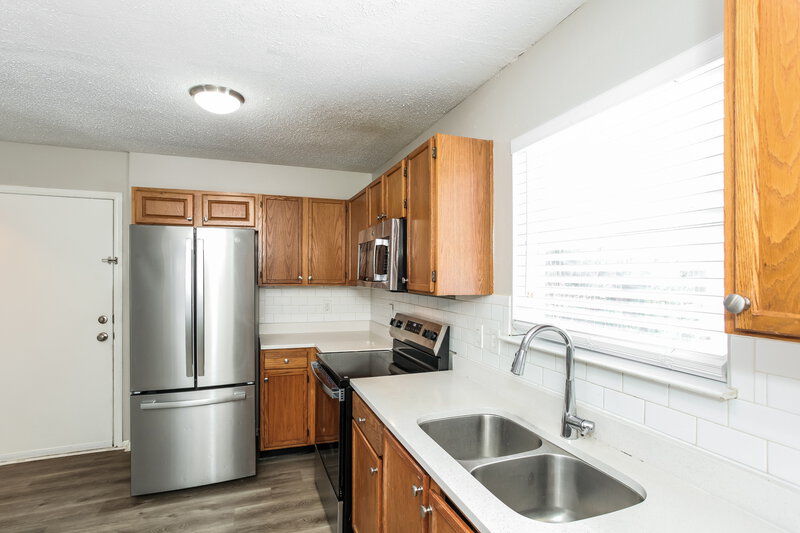 1,745/Mo, 9117 Cherry Grove Ct Camby, IN 46113 Kitchen View