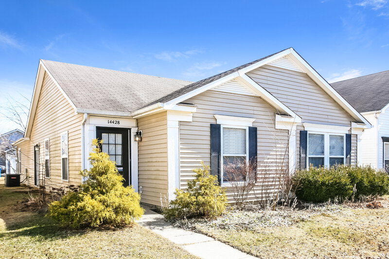 1,800/Mo, 14428 Black Farm Dr Noblesville, IN 46060 Front View