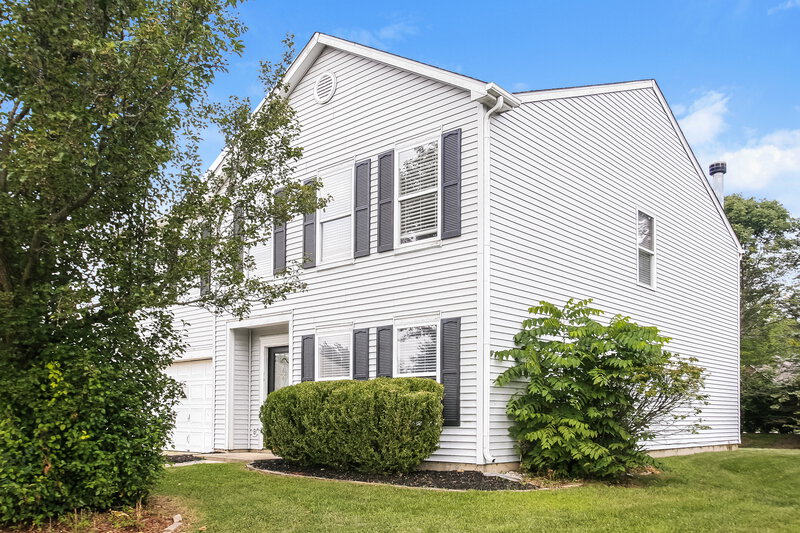 1,990/Mo, 10214 Yosemite Ln Indianapolis, IN 46234 Front View